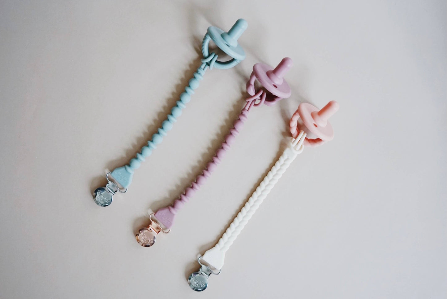 Itzy Ritzy - Sweetie Strap™ Silicone One-Piece Pacifier Clips